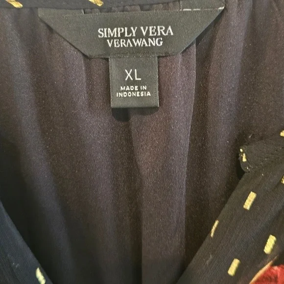 SIMPLY VERA VERA WANG Black Floral Metallic Dot Long Sleeve V Neck Blouse XL - Picture 4 of 6